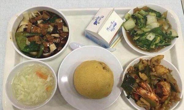 5元工廠食堂夥食