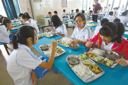 校園食堂不能再對外承包